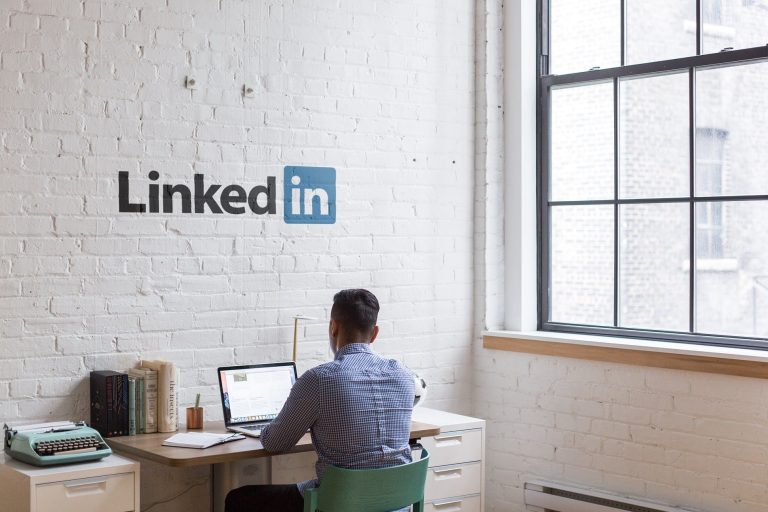 Τι είναι το LinkedIn και πως γίνεται η δημιουργία λογαριασμού