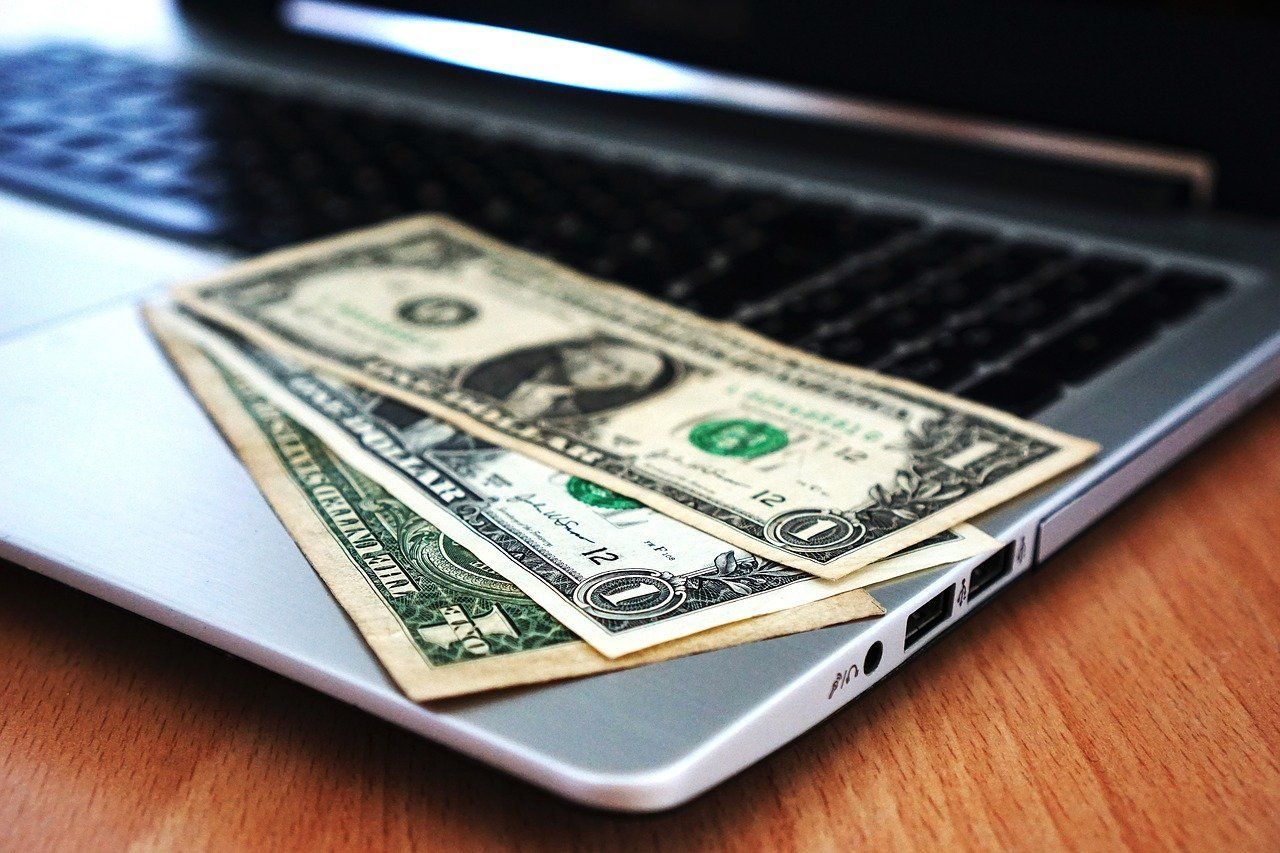 Συμβουλές για να βγάλεις χρήματα από bloggers που δεν βγάζουν δεκάρα