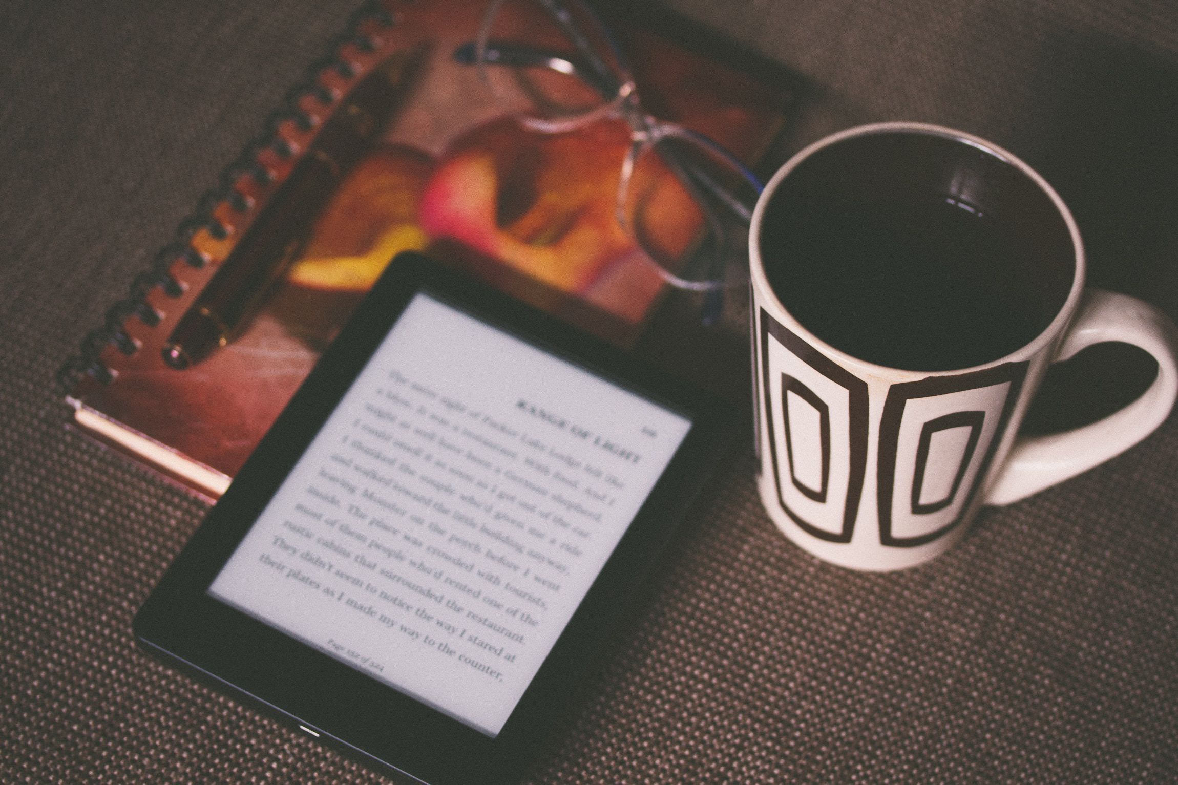 Γιατί δεν αξίζει να διαβάσεις βιβλία για blogging;