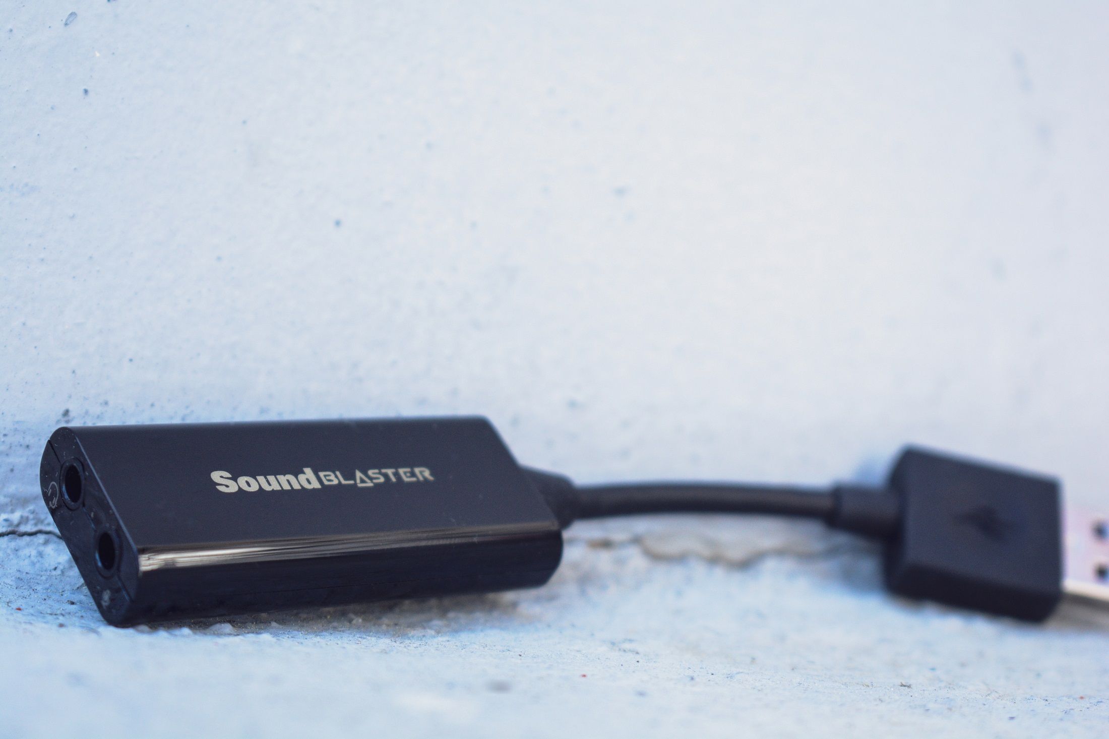 Sound Blaster Play! 3 Εξωτερική USB Κάρτα Ήχου Review Τι χαρακτηριστικά παρέχει η εξωτερική USB κάρτα ήχου Sound Blaster Play! 3;